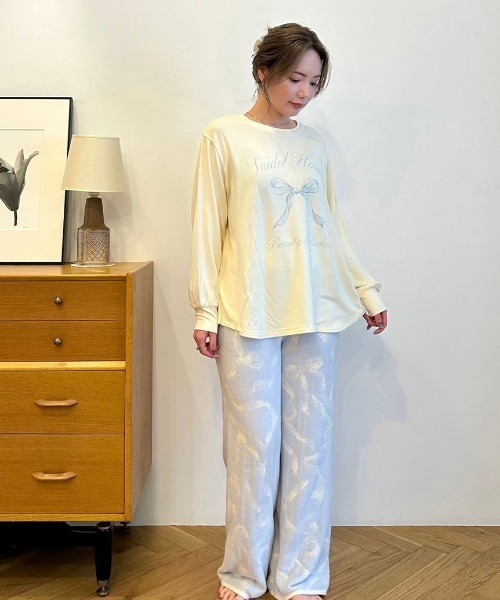 SNIDEL HOME(スナイデルホーム)の「リボンモチーフロンT(ルームウェア/パジャマ・レディース・ネイビー/モカ/アイボリー・FREE)」の10枚目の写真