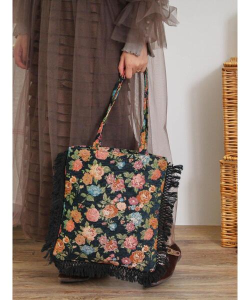 Samansa Mos2（サマンサ モスモス）の「花柄アソートゴブラントートバッグ（ハンドバッグ・レディース・ネイビー/ベージュ・F）」の4枚目の写真