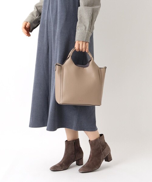 one'sterrace(ワンズテラス)の「Legato Largo レトロシボ2WAYトート(トートバッグ・レディース・ベージュ系9/ブラック系8/ダークブラウン系8・99)」の17枚目の写真