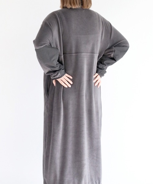 cepo(セポ)の「フリースハーフジップワンピース(ワンピース・レディース・オフホワイト/チャコール・FREE)」の22枚目の写真