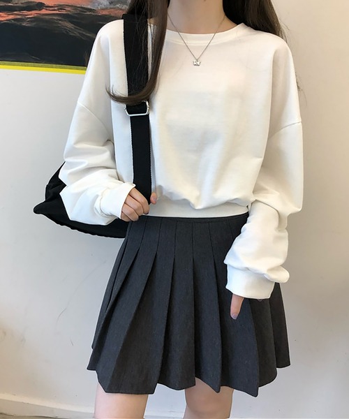 Asterellivi(アステレリビ)の「一枚でもバツグンの存在感 バックリボン 長袖 プルオーバー リボン バレエコア(Tシャツ/カットソー・レディース・ホワイト/ブラック/グレー・M/L/LL)」の2枚目の写真