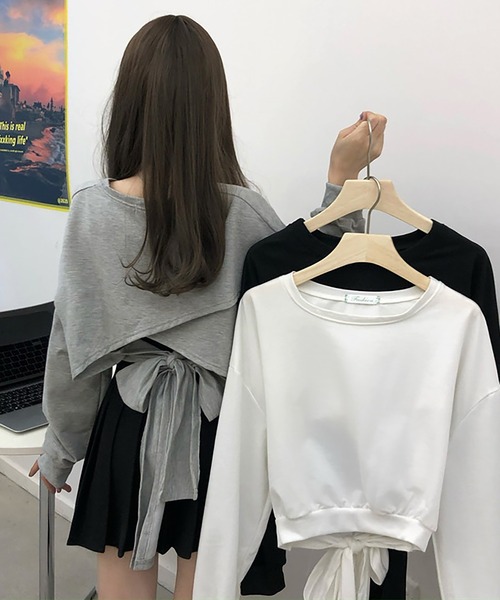 Asterellivi(アステレリビ)の「一枚でもバツグンの存在感 バックリボン 長袖 プルオーバー リボン バレエコア(Tシャツ/カットソー・レディース・ホワイト/ブラック/グレー・M/L/LL)」の5枚目の写真