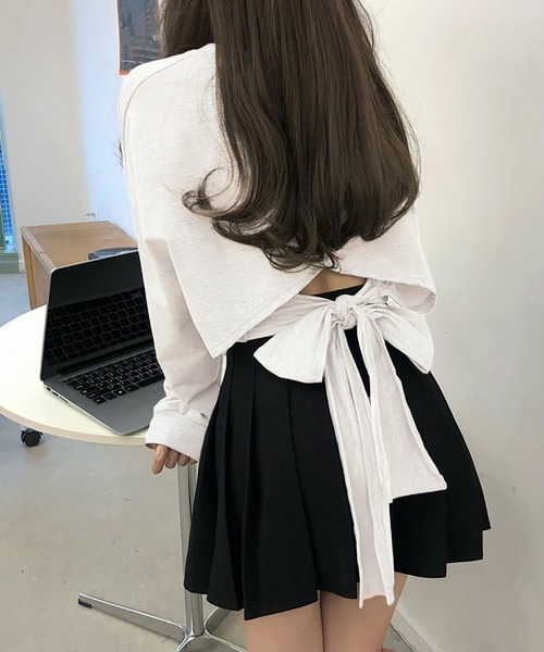 Asterellivi(アステレリビ)の「一枚でもバツグンの存在感 バックリボン 長袖 プルオーバー リボン バレエコア(Tシャツ/カットソー・レディース・ホワイト/ブラック/グレー・M/L/LL)」の9枚目の写真