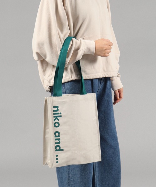 niko and...（ニコアンド）の「オリジナルニコロゴワリフトートバッグ（トートバッグ・レディース・ブラック/イエロー/ホワイト・0）」の21枚目の写真