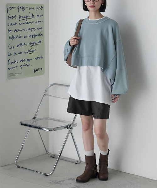 forksy.(フォルクシー)の「【forksy.】アウトリンキングリメイク風スウェット(スウェット・レディース・チャコール/グレイッシュブルー・FREE)」の16枚目の写真