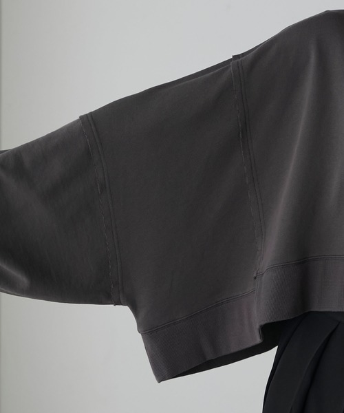 forksy.(フォルクシー)の「【forksy.】アウトリンキングリメイク風スウェット(スウェット・レディース・チャコール/グレイッシュブルー・FREE)」の20枚目の写真