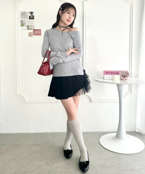 Loueme（ルエム）の「オフショルダーリブトップス（Tシャツ/カットソー・レディース・ブラック/レッド/グレー・FREE）」の22枚目の写真