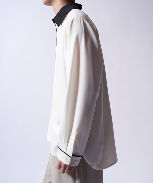 Lui's(ルイス)の「クレリックパイピングシャツ(シャツ/ブラウス・メンズ・ブラック/ホワイト/ブルー・M/S)」の5枚目の写真