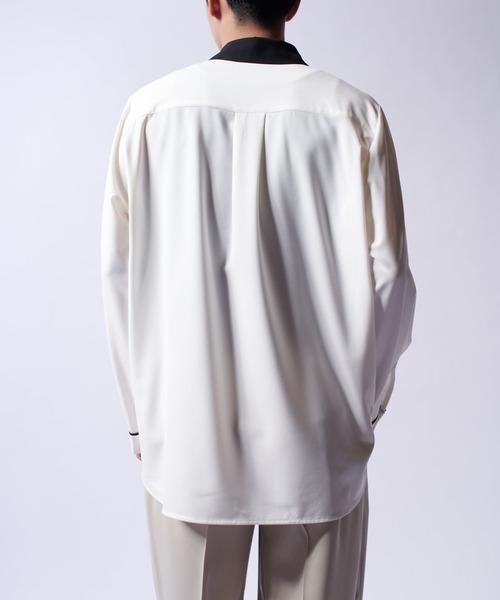 Lui's(ルイス)の「クレリックパイピングシャツ(シャツ/ブラウス・メンズ・ブラック/ホワイト/ブルー・M/S)」の6枚目の写真