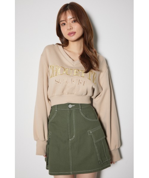 rienda(リエンダ)の「Vネックショートスウェットトップス 春服 秋服 トレーナー(スウェット・レディース・ベージュ/ホワイト/グレー・FREE)」の21枚目の写真