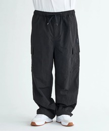 DC SHOECO DWR加工パンツ Mサイズ ベージュ・ブラック DC SHOECO DWR加工パンツ Mサイズ ベージュ・ブラック OUTLET