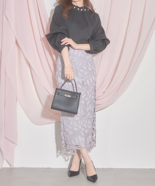 tocco closet(トッコ クローゼット)の「【ZOZO限定】ネックパールカルゼカットジョーゼット2WAYスリーブブラウス(シャツ/ブラウス・レディース・グレー/ブラック/ベージュ・M)」の15枚目の写真