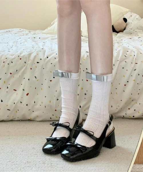 セール】ダブルリボンバックストラップヒールパンプス（パンプス