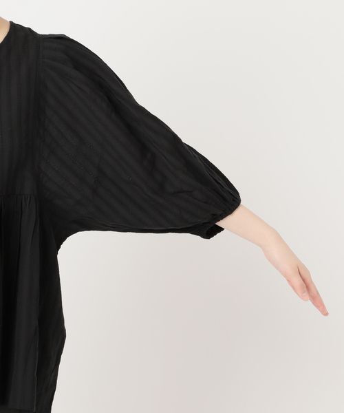 JOURNAL STANDARD relume(ジャーナルスタンダード レリューム)の「《追加》ドビーパフスリーブブラウス(シャツ/ブラウス・レディース・ブラック/ホワイト・FREE)」の21枚目の写真