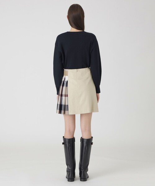 BLUE LABEL CRESTBRIDGE(ブルーレーベルクレストブリッジ)の「スラブシャンブレーデニムミニスカート(スカート・レディース・ダークネイビー/ベージュ/ブルー系その他4・38/36)」の20枚目の写真