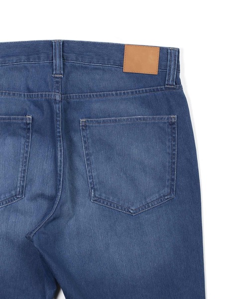 The DUFFER of ST.GEORGE（ザダファーオブセントジョージ）の「『WONDER SHAPE』5PKT：360°全方向高伸縮 『ワンダーシェイプ』スキニーデニムパンツ（デニムパンツ・メンズ・ダークインディゴブルー/インディゴブルー・X-LARGE/LARGE/MEDIUM/SMALL）」の15枚目の写真