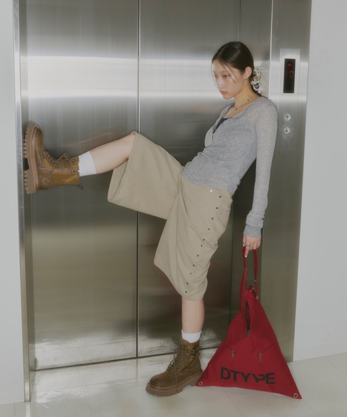 DTYYPE(ドタイプ)の「8ホールショートブーツ(ブーツ・レディース・ブラック/ブラウン/ダークブラウン・X-LARGE/LARGE/MEDIUM/SMALL)」の6枚目の写真