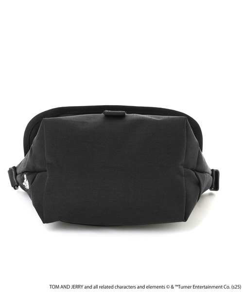 Manhattan Portage（マンハッタンポーテージ）の「Manhattan Portage/マンハッタンポーテージ ショルダーバッグ Nylon Messenger Bag Flap Zipper Pocket TOM＆JERRY 85TH MP1603FZPTJ（ショルダーバッグ・メンズ・ブラック×レッド・FREE）」の13枚目の写真