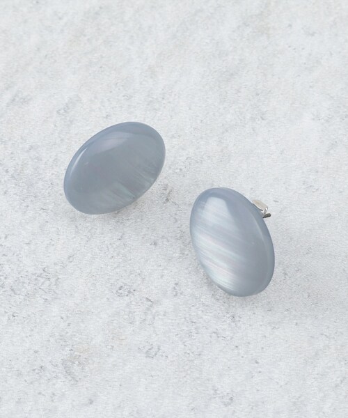 OPAQUE.CLIP（オペークドットクリップ）の「サークルマーブルピアス（ピアス（両耳用）・レディース・グレー/アイボリー/ベージュ・00）」の2枚目の写真