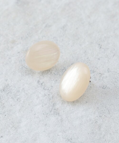 OPAQUE.CLIP（オペークドットクリップ）の「サークルマーブルピアス（ピアス（両耳用）・レディース・グレー/アイボリー/ベージュ・00）」の4枚目の写真