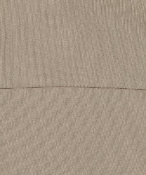 ikka（イッカ）の「【接触冷感／セットアップ対応】GOKU楽冷感さらっとプルオーバー（Tシャツ/カットソー・レディース・オフホワイト/ブラック/ネイビー/ベージュ・M/L/S）」の15枚目の写真