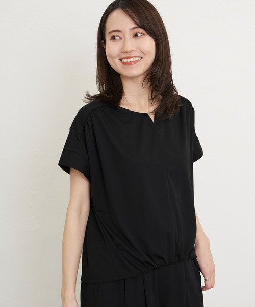 ikka（イッカ）の「【接触冷感／セットアップ対応】GOKU楽冷感さらっとプルオーバー（Tシャツ/カットソー・レディース・オフホワイト/ブラック/ネイビー/ベージュ・M/L/S）」の19枚目の写真