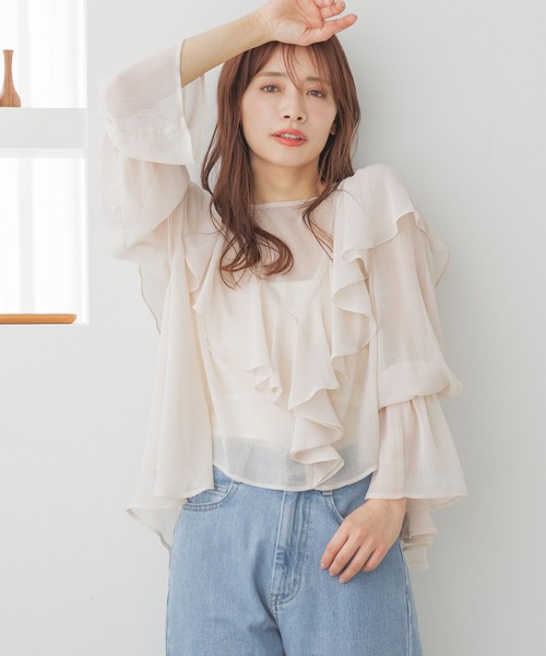 mysty woman（ミスティウーマン）の「【MiO企画】楊柳フリルブラウス2 329022（シャツ/ブラウス・レディース・オフホワイト/ブルー/ブラック/ライトピンク・FREE）」の10枚目の写真
