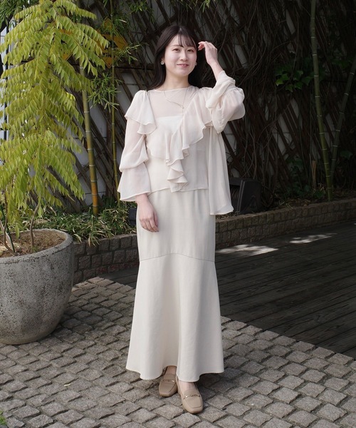 mysty woman（ミスティウーマン）の「【MiO企画】楊柳フリルブラウス2 329022（シャツ/ブラウス・レディース・オフホワイト/ブルー/ブラック/ライトピンク・FREE）」の9枚目の写真