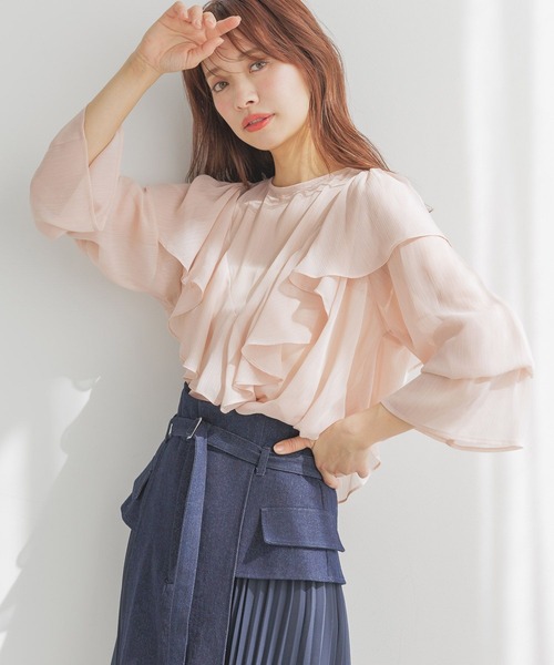 mysty woman（ミスティウーマン）の「【MiO企画】楊柳フリルブラウス2 329022（シャツ/ブラウス・レディース・オフホワイト/ブルー/ブラック/ライトピンク・FREE）」の21枚目の写真