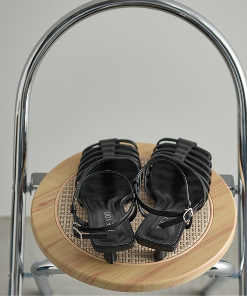 THE YOn（ザヨン）の「グルカミュールサンダル（サンダル・レディース・レッド/アイボリー/ブラック・37/38/39）」の6枚目の写真