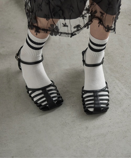 THE YOn（ザヨン）の「グルカミュールサンダル（サンダル・レディース・レッド/アイボリー/ブラック・37/38/39）」の8枚目の写真