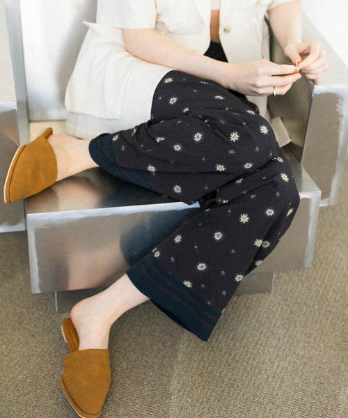 KBF（ケイビーエフ）の「アソートプリントパンツ（その他パンツ・レディース・ブラウン系その他/ベージュ系その他/ベージュ/ネイビー・ONE）」の2枚目の写真