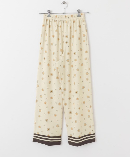 KBF（ケイビーエフ）の「アソートプリントパンツ（その他パンツ・レディース・ブラウン系その他/ベージュ系その他/ベージュ/ネイビー・ONE）」の8枚目の写真