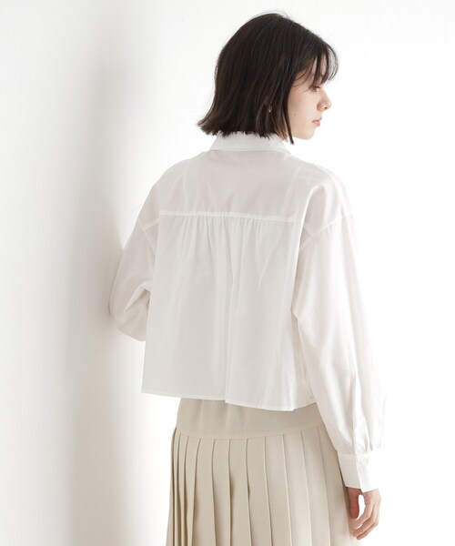 THE SHOP TK （ザ ショップ ティーケー ）の「リボンギャザーシャツ【洗濯機OK】（シャツ/ブラウス・レディース・ブルー系7/オフホワイト・12/13）」の9枚目の写真