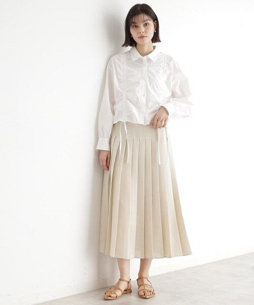THE SHOP TK （ザ ショップ ティーケー ）の「リボンギャザーシャツ【洗濯機OK】（シャツ/ブラウス・レディース・ブルー系7/オフホワイト・12/13）」の8枚目の写真