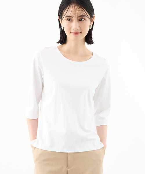 A/C DESIGN BY ALPHA CUBIC（エーシーデザインバイアルファキュービック）の「【接触冷感・UVカット】スムースカットソーTシャツ（Tシャツ/カットソー・レディース・サックスブルー/ブラック/ライトグレー/オフホワイト・M/LL/L）」の2枚目の写真