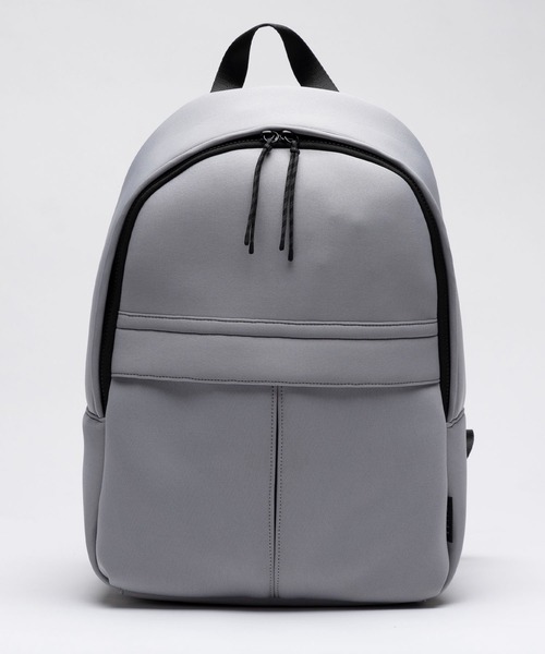 EDITA.（エディータ）の「ネオプレン ヘルメットリュック　通勤 / 通学（バックパック/リュック・レディース・ライトグレー/スミクロ・FREE）」の11枚目の写真