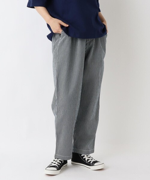 one'sterrace(ワンズテラス)の「インディゴ染め 10分丈テーパードパンツ(その他パンツ・レディース・アイボリー系8/ネイビー系5・02)」の2枚目の写真
