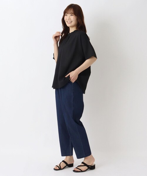 one'sterrace(ワンズテラス)の「インディゴ染め 10分丈テーパードパンツ(その他パンツ・レディース・アイボリー系8/ネイビー系5・02)」の12枚目の写真