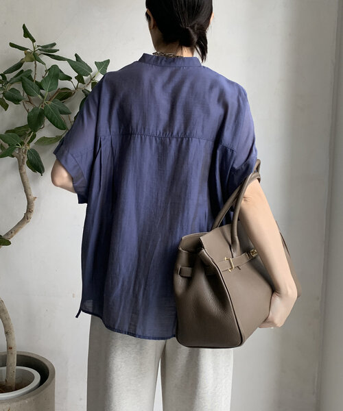 DouDou（ドゥドゥ）の「【WEB限定】シアーリネンシャンブレーシャツ 