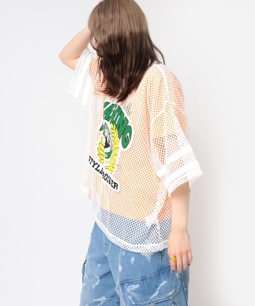 RNA(アールエヌエー)の「M2477 アップリケメッシュオーバーT(Tシャツ/カットソー・レディース・オレンジ/ホワイト/ブラック・MEDIUM)」の4枚目の写真