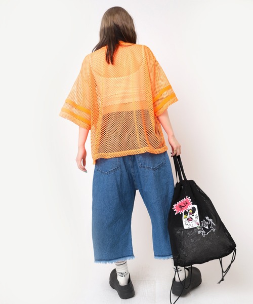 RNA(アールエヌエー)の「M2477 アップリケメッシュオーバーT(Tシャツ/カットソー・レディース・オレンジ/ホワイト/ブラック・MEDIUM)」の18枚目の写真