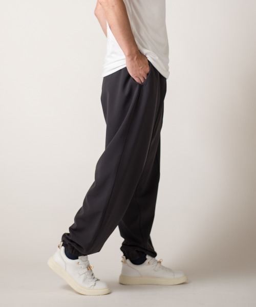 ZOZO限定】CAPRI(カプリ)リラクシー ワイド イージーパンツ
