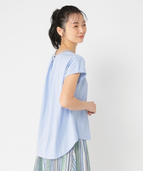studio CLIP(スタディオクリップ)の「《ウタオ》UVカットバックギャザーTシャツ(Tシャツ/カットソー・レディース・ネイビー/ライトブルー・FREE)」の7枚目の写真