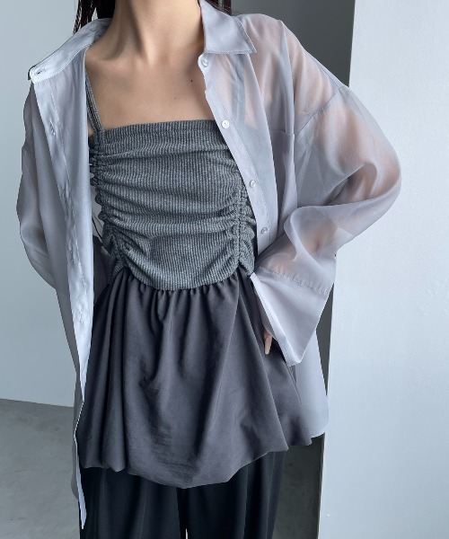 AIC.（エーアイシー）の「シャーリングバルーンキャミソール（キャミソール・レディース・アイボリー/チャコールグレー・FREE）」の2枚目の写真