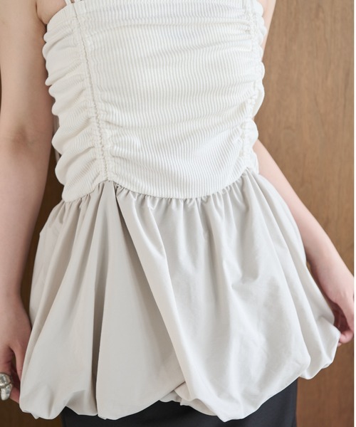 AIC.（エーアイシー）の「シャーリングバルーンキャミソール（キャミソール・レディース・アイボリー/チャコールグレー・FREE）」の14枚目の写真