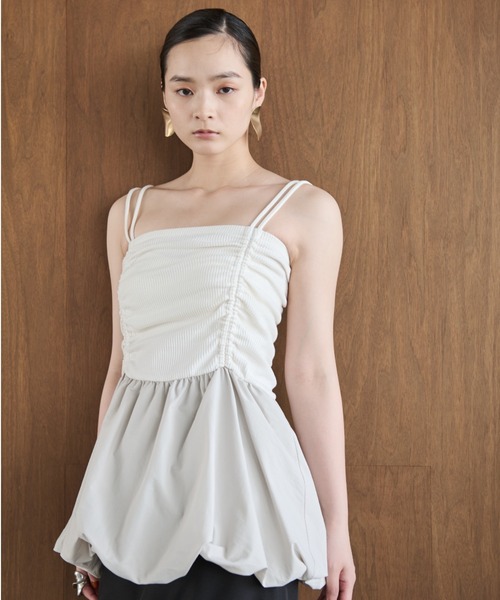 AIC.（エーアイシー）の「シャーリングバルーンキャミソール（キャミソール・レディース・アイボリー/チャコールグレー・FREE）」の5枚目の写真