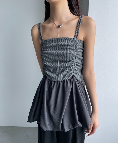 AIC.（エーアイシー）の「シャーリングバルーンキャミソール（キャミソール・レディース・アイボリー/チャコールグレー・FREE）」の16枚目の写真