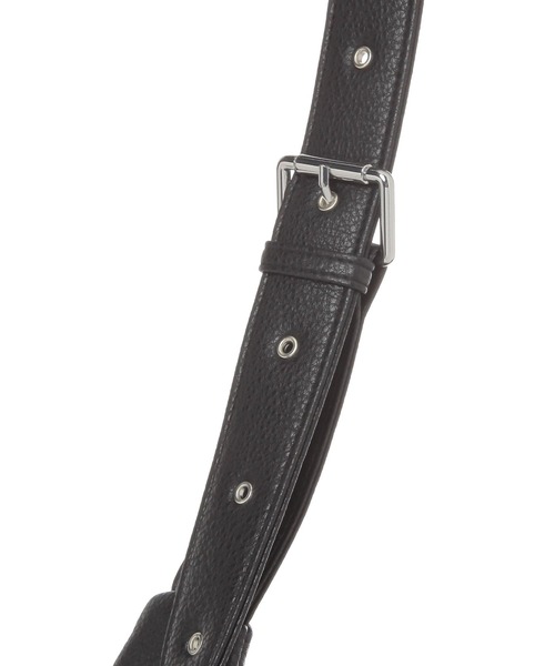 LAKOLE（ラコレ）の「ZIPコンビポケットワンショルダーバッグ / 495400（ショルダーバッグ・レディース・オフホワイト/ブラック/ブラウン/レッド/シルバー/ロイヤルブルー・FREE）」の8枚目の写真