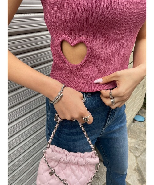 EVRIS(エヴリス)の「ハートカッティングニットトップス(ニット/セーター・レディース・ブラック/ブルー/ホワイト/ピンク・FREE)」の11枚目の写真